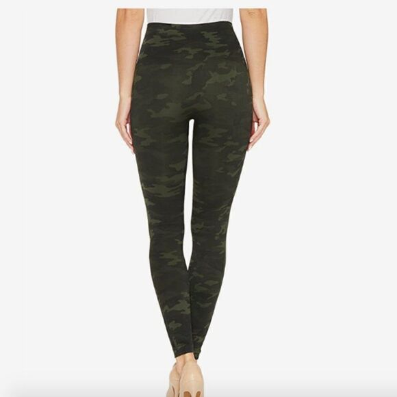 Spanx Look At Me Now Seamless Leggings - Green Camo - Picture 2 of 4